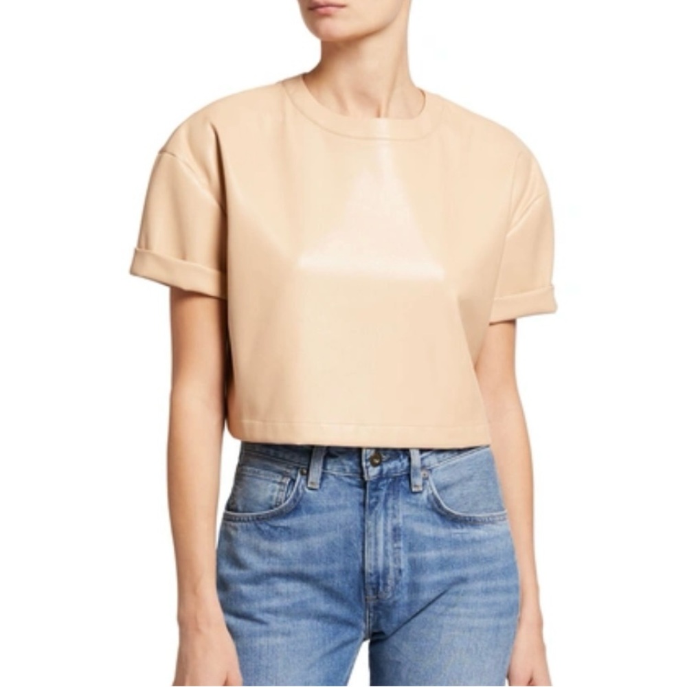NWT - Alice + Olivia Serita Vegan Leather Boxy Crop Top
Nude, Medium